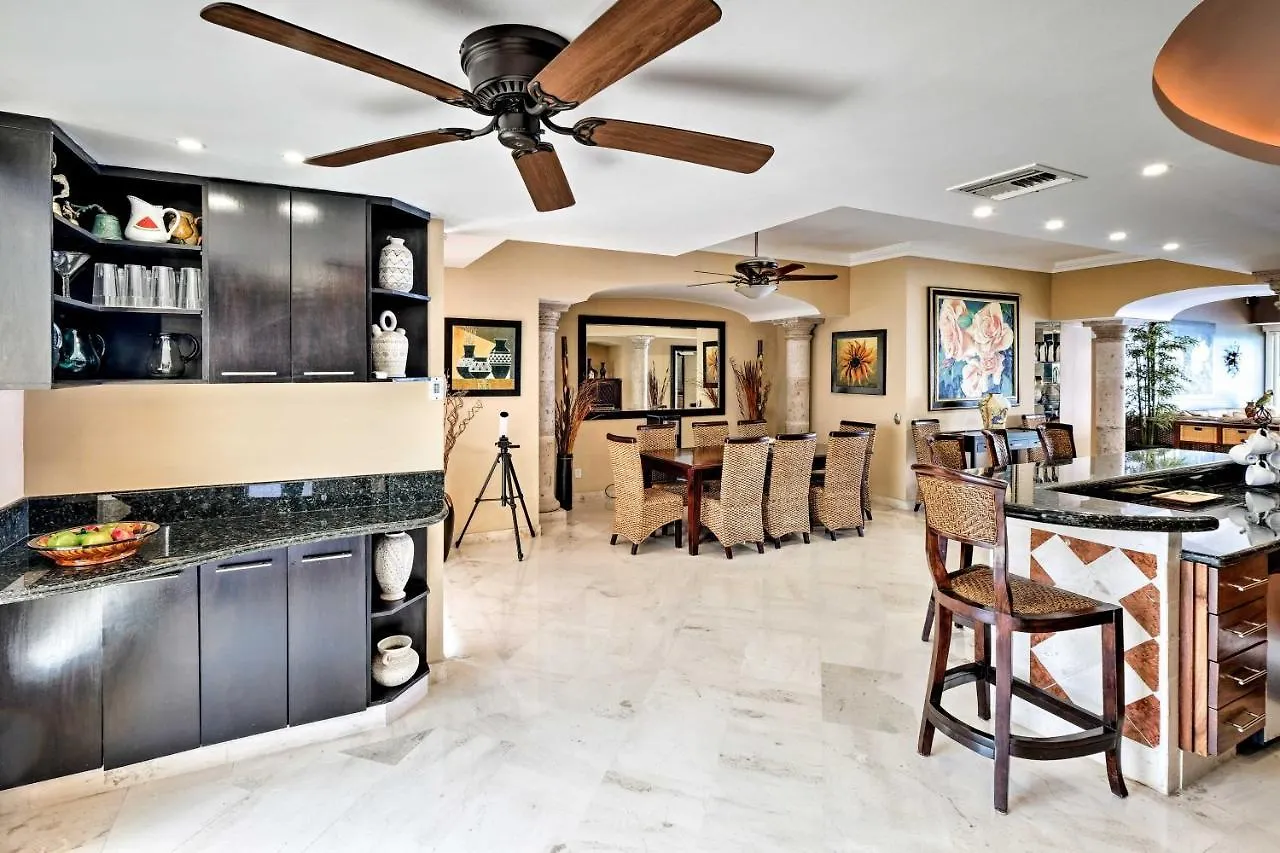 Beachfront Resort Condo With Wraparound Balcony! Puerto Vallarta
